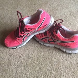 Asics gel-blur33 tennis shoes